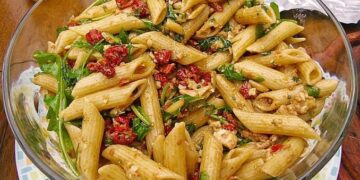 Nudelsalat auf italienisch