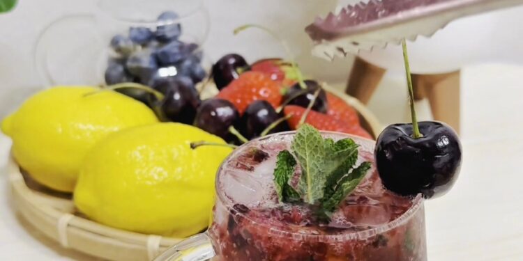 DER ULTIMATIVE CHERRY MOJITO MOCKTAIL!